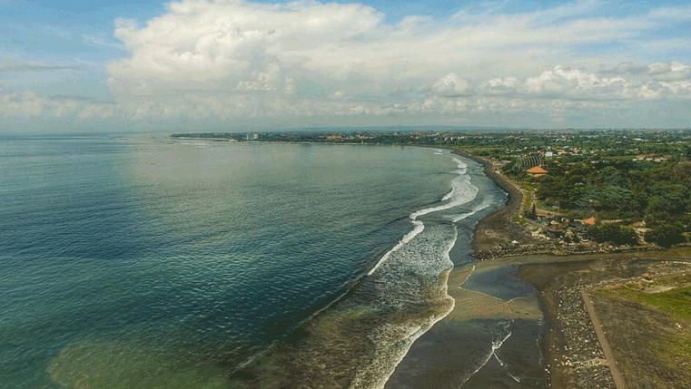 Pantai Biaung