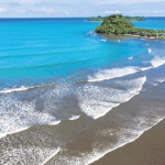 Pantai di Padang