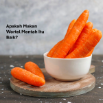 Makan wortel mentah